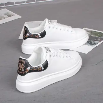 Pequena e sapatos brancos, do casal bordado de espessura com solado de muffin de calçados casuais para homens e mulheres reflexiva sapatos McQueen preto