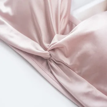 CHRLEISURE francês Sexy Gelo Seda Wrap de Peito de V-pescoço Plissado de Tubo Superior Confortável sem Fio Feminino Bralette 2020