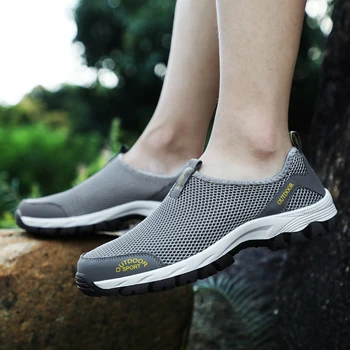 2020 Verão Casual Mens Sapatos De Malha Respirável Sapatos De Homens A Luz Macio E Confortável Ao Ar Livre Tênis Zapatillas Hombre Tamanho Grande, 39-48