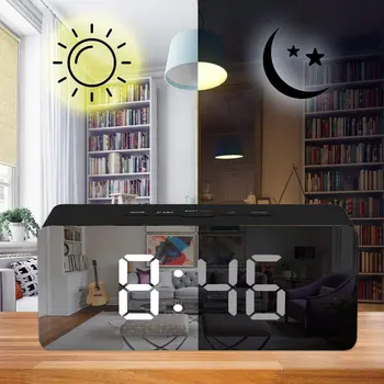 Venda quente Espelho de LED Relógio Despertador Criativo Secretária Relógios Data de Exibição Tabela de Temperatura de Enfeites para Quarto de Trabalho em Casa Decorações