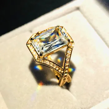 Luxo Feminino Grande Suqare Anel de Cristal 18KT Ouro Amarelo Anel de Casamento de Moda Promessa de Anéis de Noivado Para Mulheres
