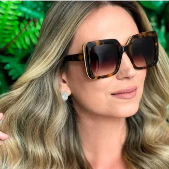 2019 Novo de Alta Qualidade para Mulheres Chiques Óculos de sol Feminino de Luxo da Marca do Designer de Metal do Lado de Óculos de Sol das Mulheres da Moda Tons oculos