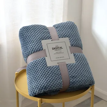Cores Sólidas Super Macio Lançar Novo Design De Sofá Portátil De Flanela Cobertor De Lã Para Viagens Quarto