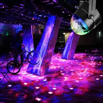 7 Cores do Projetor do Laser Bola de Discoteca Lumiere Som Ativado Festa de Luzes Estrobo de Luz de 3W RGB LED Luzes da Fase Para a Casa de KTV Natal