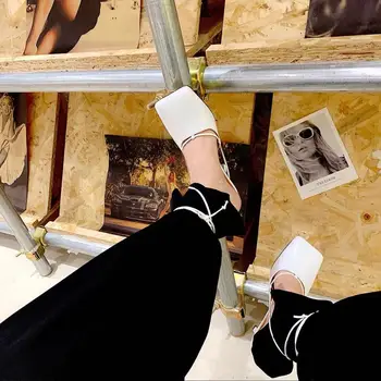 Sandálias de mulheres de salto alto tornozelo cruz laços chinelos de tecido de dois desgaste vocação sapatos de praia dedo do pé quadrado 2020 pista de vestido de festa de bombas