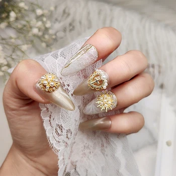 5pcs 3d de ouro da liga de Zircônio flor da arte do prego decorações de cristal strass decoração de unhas, acessórios, jóias de suprimentos encantos