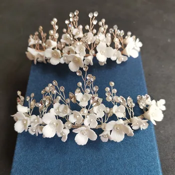 SLBRIDAL Artesanais de Luxo Strass Cristal Pérolas Ceram Flor Nupcial Tiara Damas de honra do Casamento Festa Coroa Mulheres de Cabelo Jóias