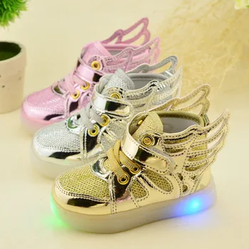 Iluminado Sapatos Para Meninas Meninos Lindo Anjo de Asas de Ouro Gancho LED sapatos Sólido gancho Loop PU sapatos para a Primavera Outono Inverno de Natal
