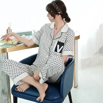 Pijamas novos de Mulheres da Primavera e do Outono, o Gelo Seda Impressa de Mangas Curtas com Shorts Confortável Lapela de Lazer Tops Homewear Sleepwear