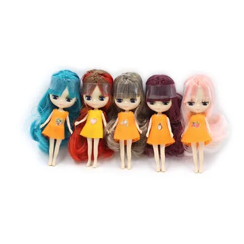 Mini blyth boneca coloridas, franjas, cabelos de nudez de fábrica boneca Adequado para diy alterar maquiagem 11cm de moda menina brinquedos